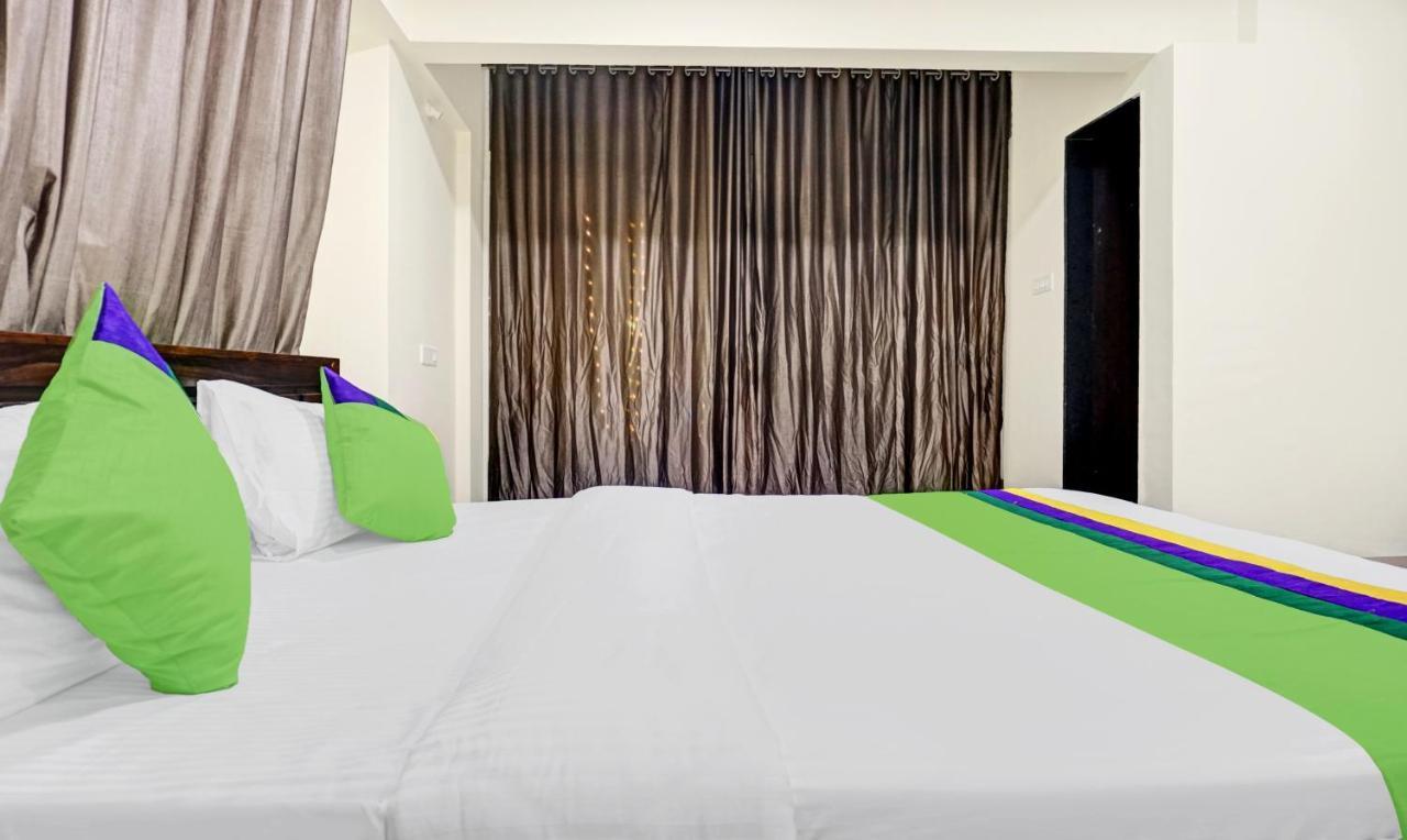 Treebo Tulip Hotel Pune Exterior foto